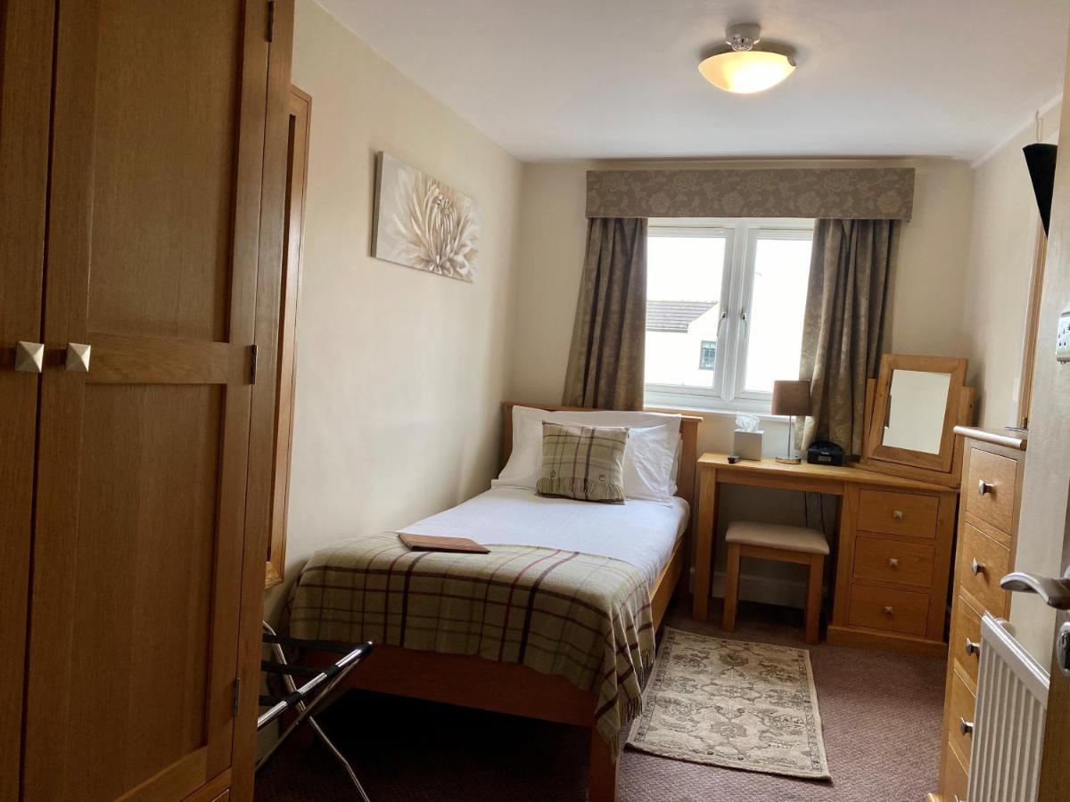 The Angel At Hotel Topcliffe