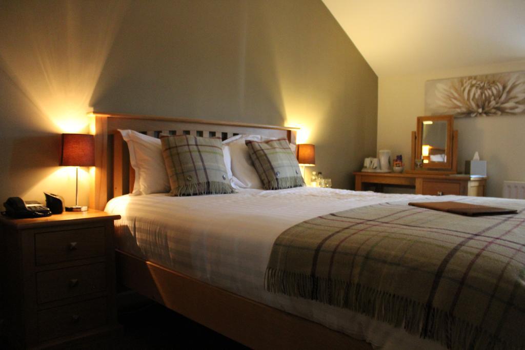 The Angel At Hotel Topcliffe